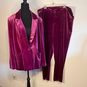 Plush Velvet Blazer and Pants Set in Vibrant Magenta